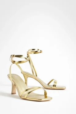 boohoo Sandales Plates À Double Bride Coupe Large< Chaussures Festives|Chaussures À Talons