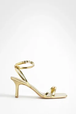 boohoo Sandales Plates À Double Bride Coupe Large< Chaussures Festives|Chaussures À Talons