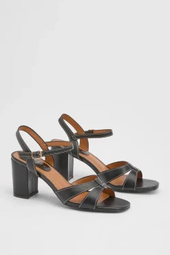 Sandales Sarah À Bout Ouvert Avec Talon Bloc En Synthétiquecuir