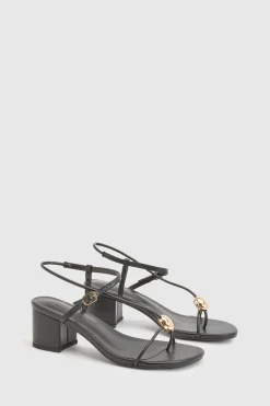 boohoo Sandales À Talon Bloc Coupe Large Avec Détails Dorés< Chaussures Festives|Chaussures À Talons