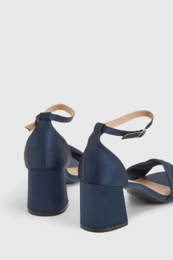 Sandales À Talon Bloc Moyen Sophia En Satin Avec Torsade Souple Coupe Large