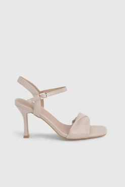 Wallis Sandales À Talons Aiguilles Hauts Sally Coupe Large En Synthétiquecuir Souple Avec Détail Torsadé Sur Le Devant< Chaussures À Talons|Sandales