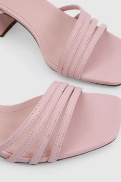 Sandales À Talons Bloc Avec Brides Asymétriques