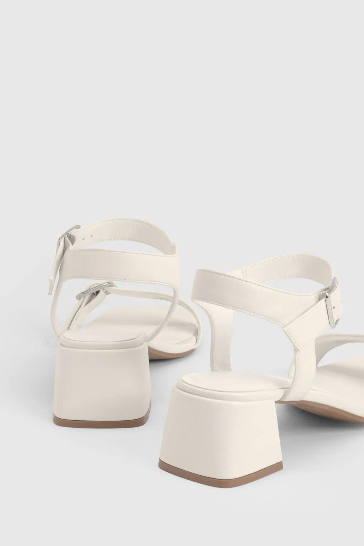 boohoo Sandales À Talons Carrés Larges Avec Boucles Et Double Bride< Chaussures À Talons