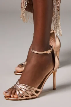 Sandales à Talons Hauts Tilda en synthétiquecuir avec Devant Tressé - Coupe Large