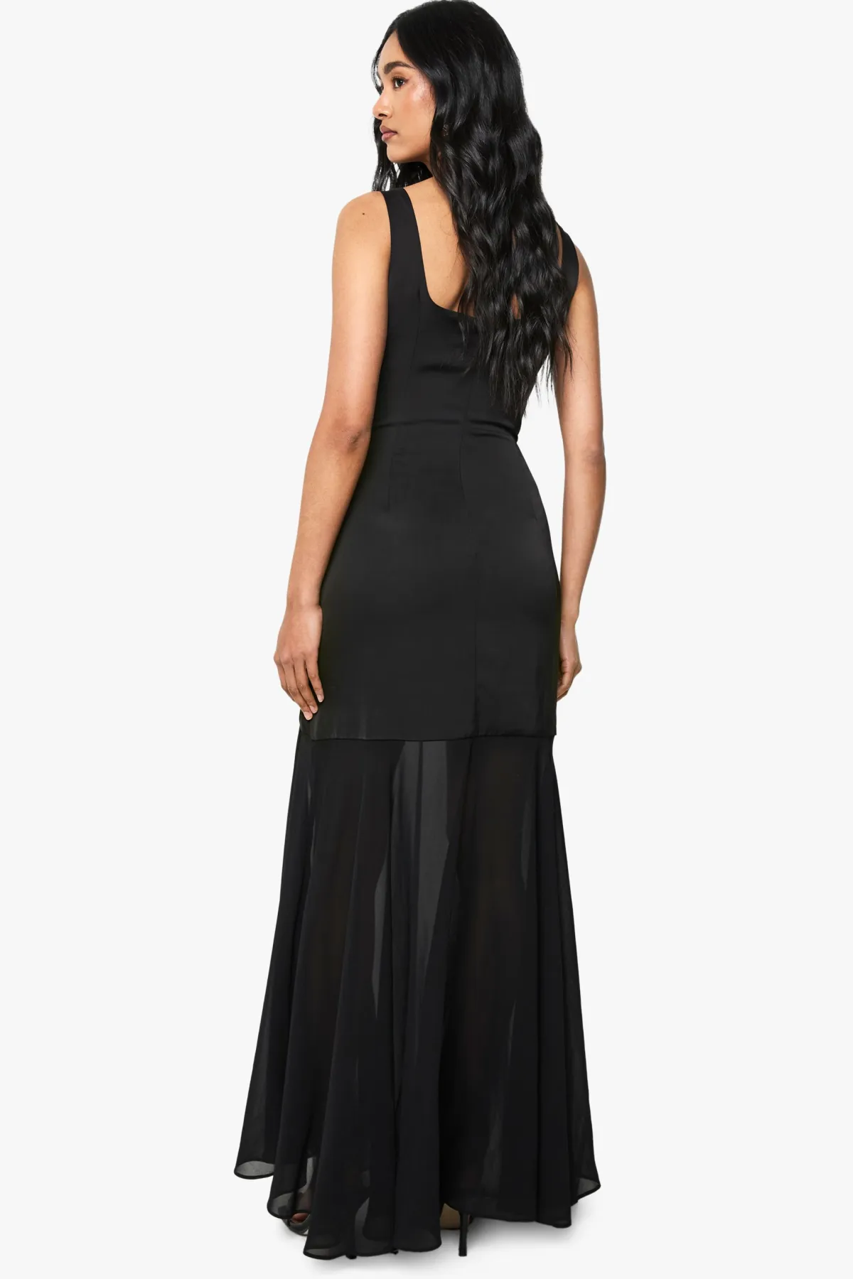 boohoo Satin et Chiffon Mix Robe Maxi Plissée<Femme Satin Et Dentelle|Robes