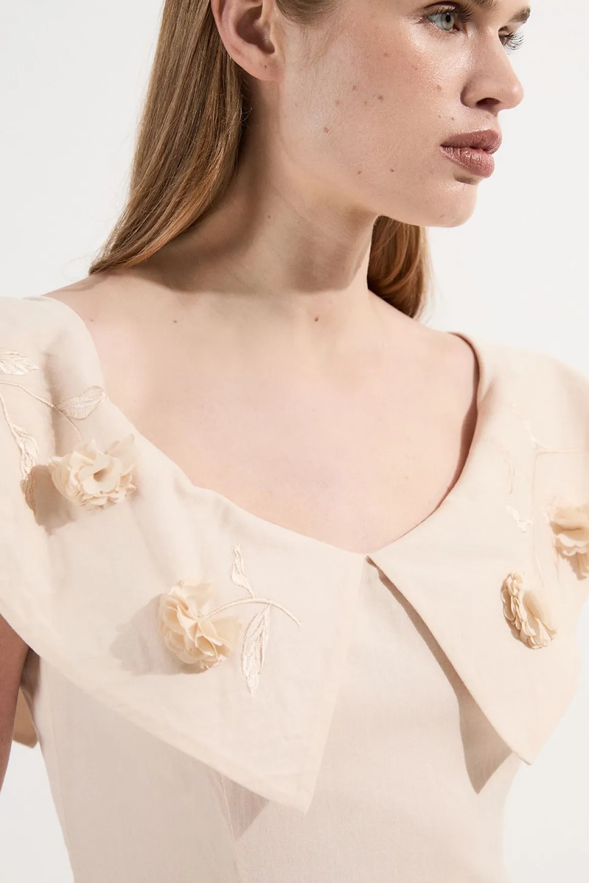 Scattered 3D Floral Applique Woven Midi