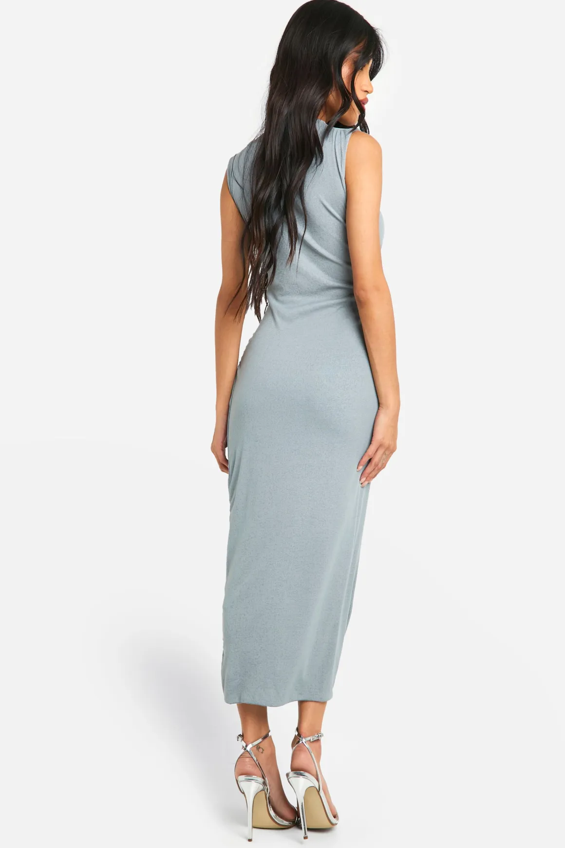 Sheer Ruched Midaxi Dress devient Robe midaxi transparente froncée