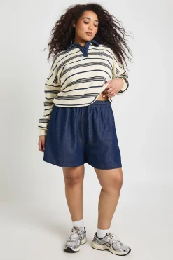 boohoo Short Ample Évasé En Chambray Grande Taille<Femme Shorts