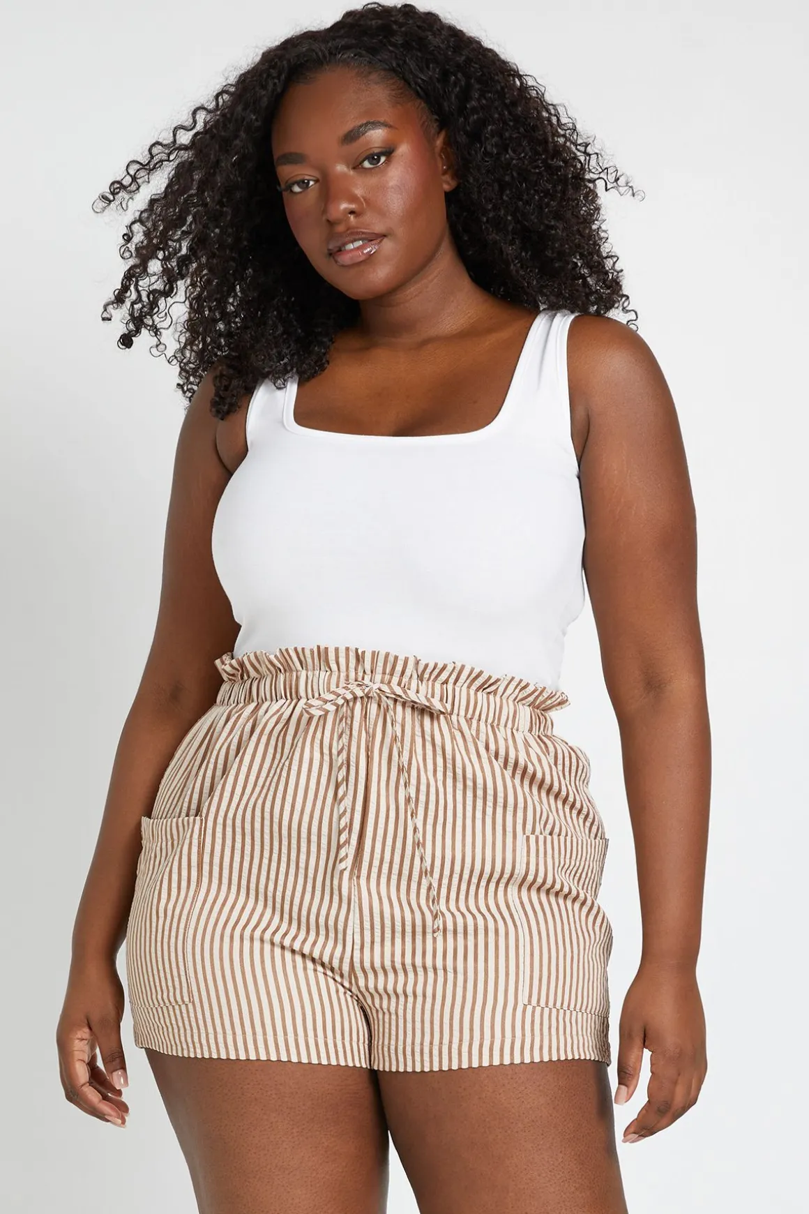 Short Ample Évasé À Rayures Tissées Avec Taille Élastiquée