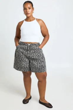 boohoo Short Boyfriend En Denim Taille Mi-haute Grande Taille<Femme Imprimé Léopard|Denim