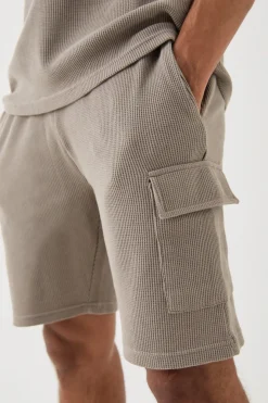 Short cargo à coupe slim en tissu gaufré