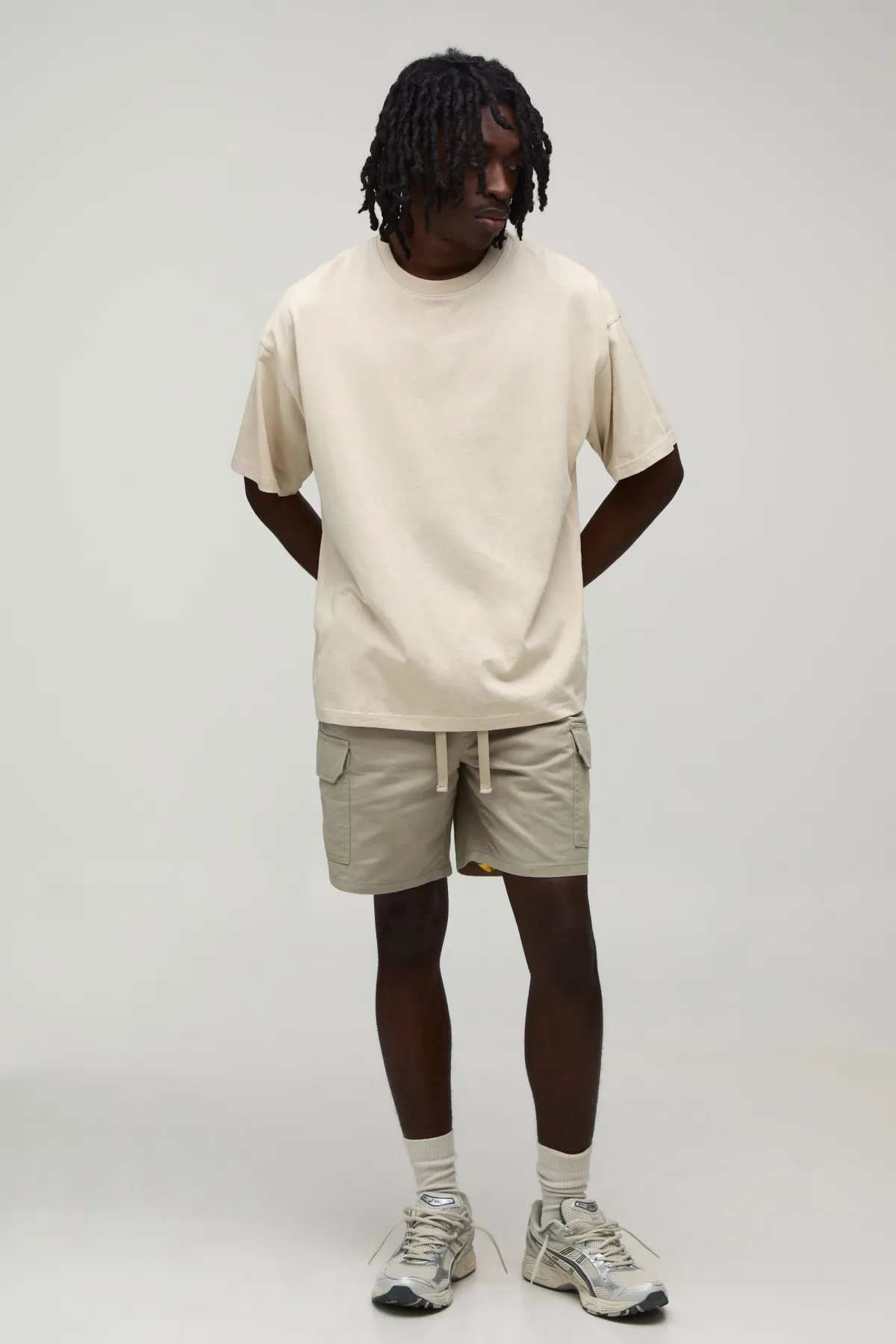 boohooMAN Short Cargo Essentiel En Twill Mi-long À Taille Élastiquée Coupe Slim<Homme Tout Afficher|Indispensables Grande Taille