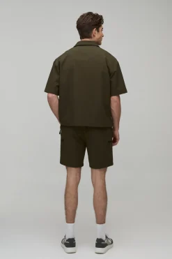 Short Cargo Technique Mi-long Coupe Ajustée