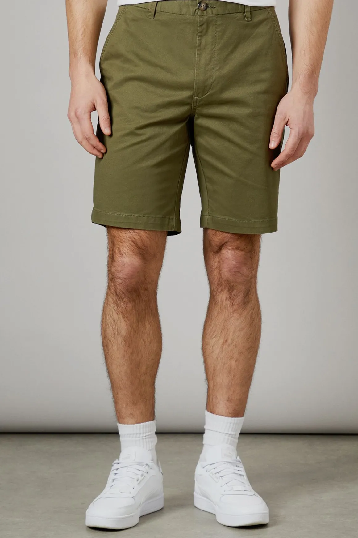 Short Chino Classique Kaki