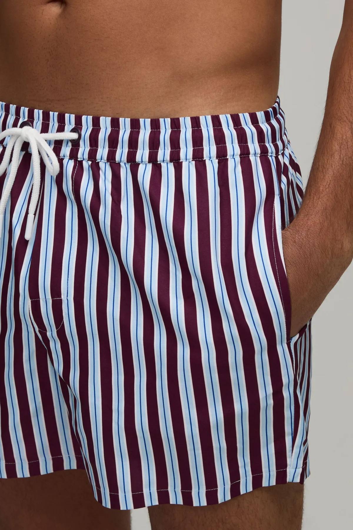 boohooMAN Short De Bain Court À Rayures<Homme Maillots De Bainnouveau
