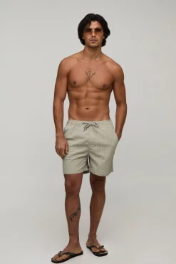 boohooMAN Short De Bain Mi-long Texturé<Homme Maillots De Bainnouveau
