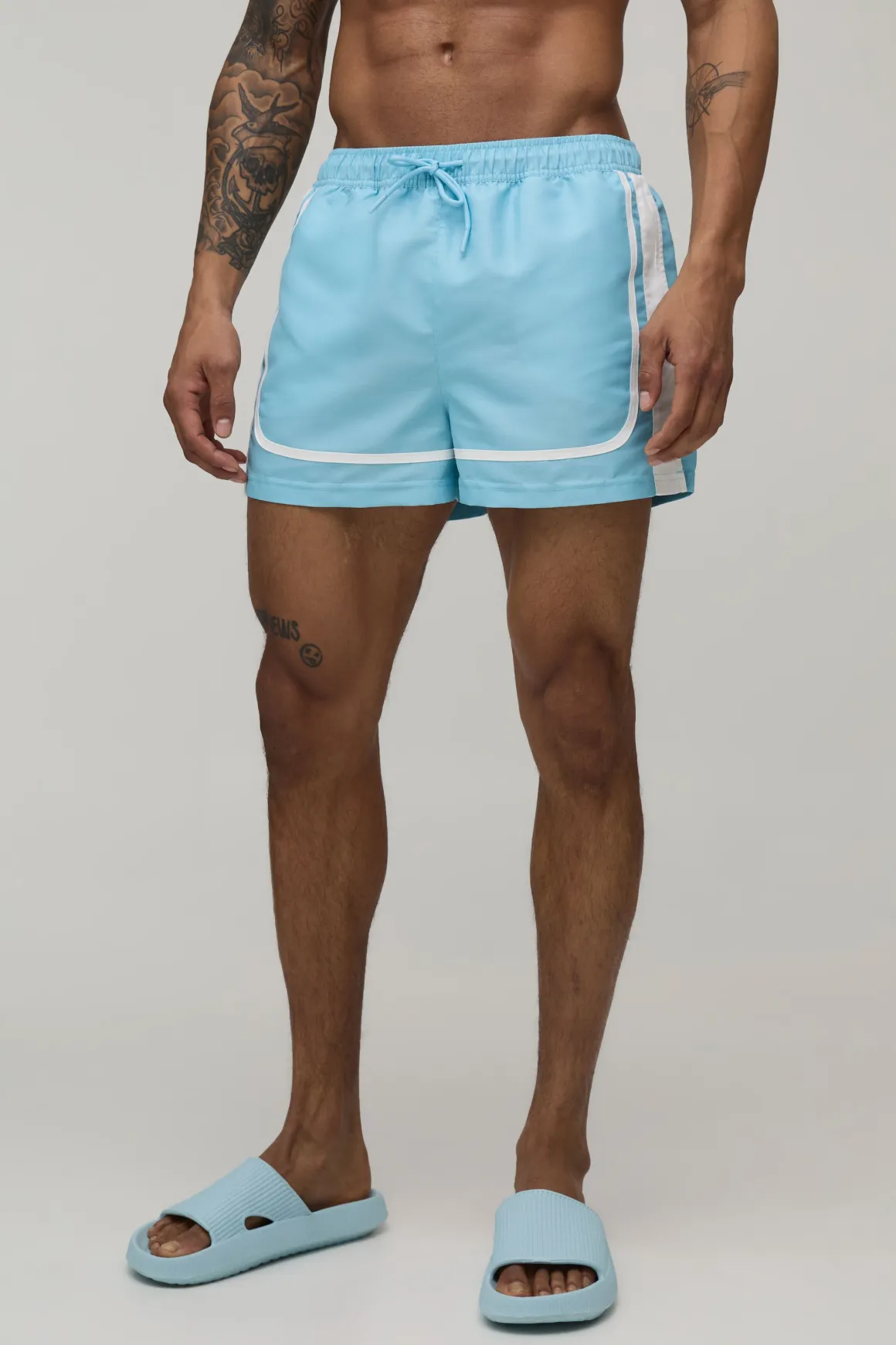 Short De Bain Super Court À Panneaux Avec Broderie Homme