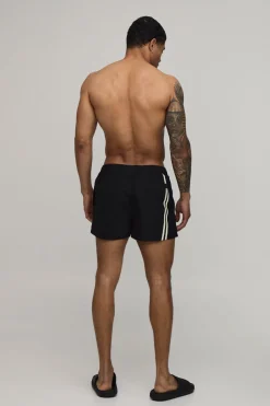 boohooMAN Short De Bain Super Court À Rayures Brodées<Homme Shorts|Maillots De Bainnouveau