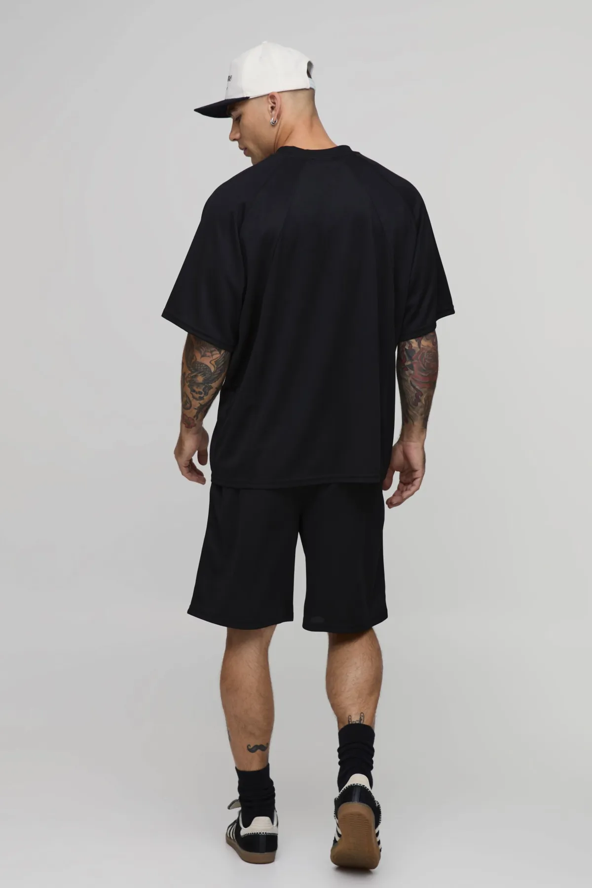 boohooMAN Short De Basketball En Mesh Brodé<Homme Shorts