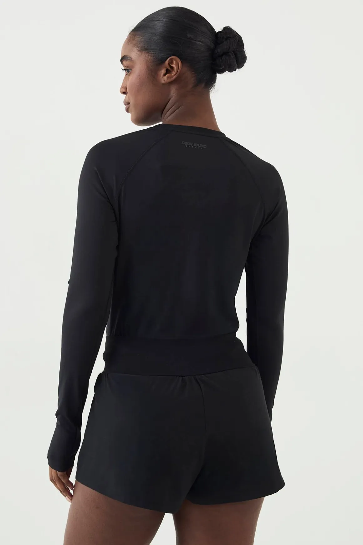 Short de Course DSGN Studio à Taille Portefeuille