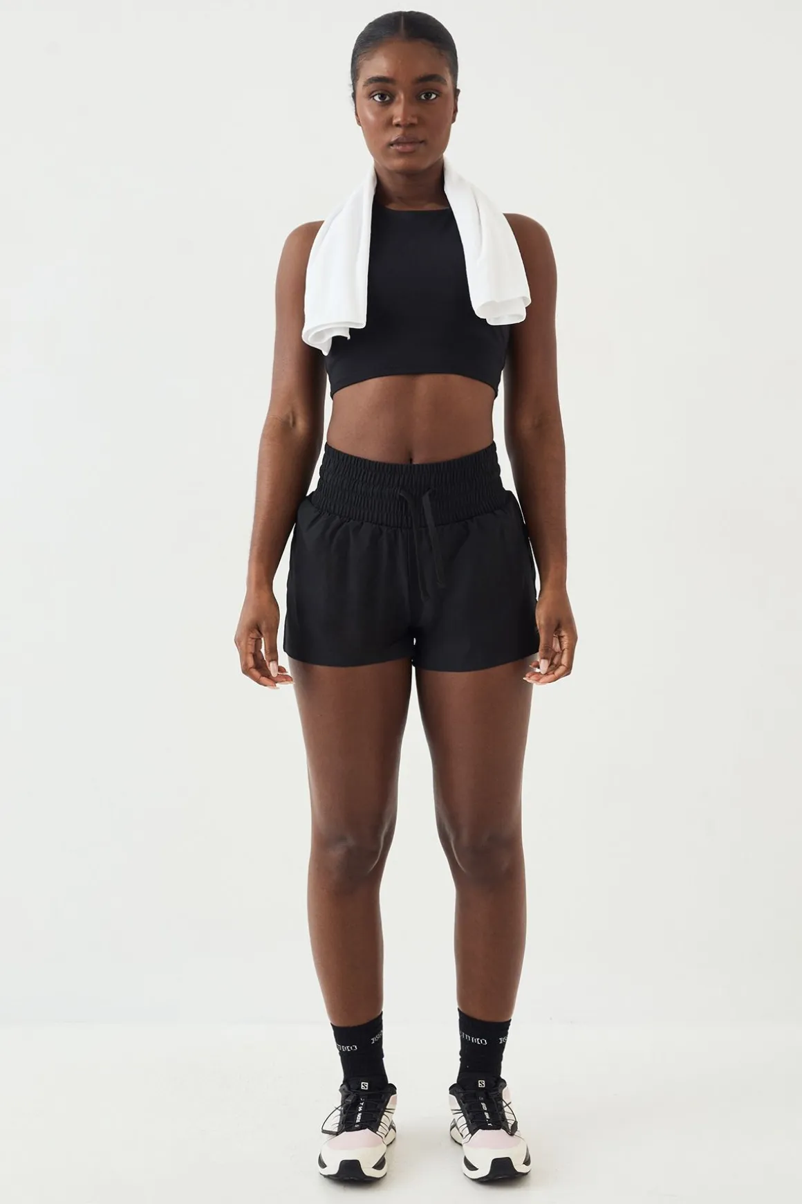 Short de Course DSGN Studio Taille Haute avec Ceinture Profonde