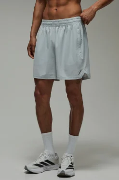 boohooMAN Short De Course Perforé Common Pace 5 Pouces<Femme Tout Afficher|Shorts