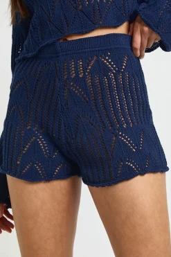 Short De Plage Au Crochet À Motifs