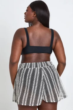 boohoo Short De Plage En Crochet Grande Taille<Femme Tenues De Plage
