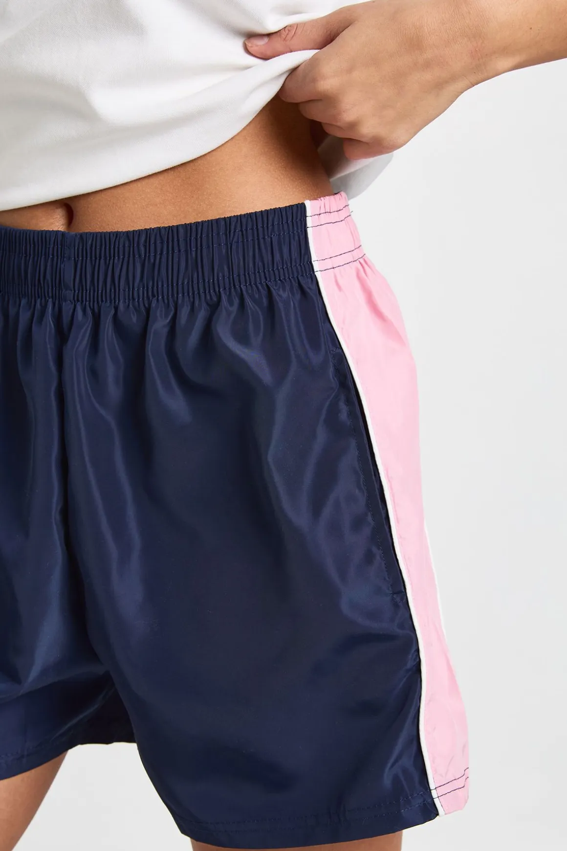 Short De Sport En Nylon Taille Haute À Panneaux Contrastés