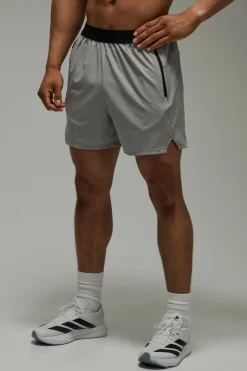 Short de sport perforé - MAN Active
