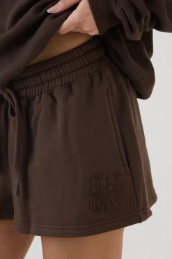 Short De Survêtement Coupe Ample Avec Appliqué En Tissu Assorti Dsgn Studio