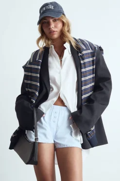 boohoo Short à détails boutonnés<Femme Looks Preppy|Shorts