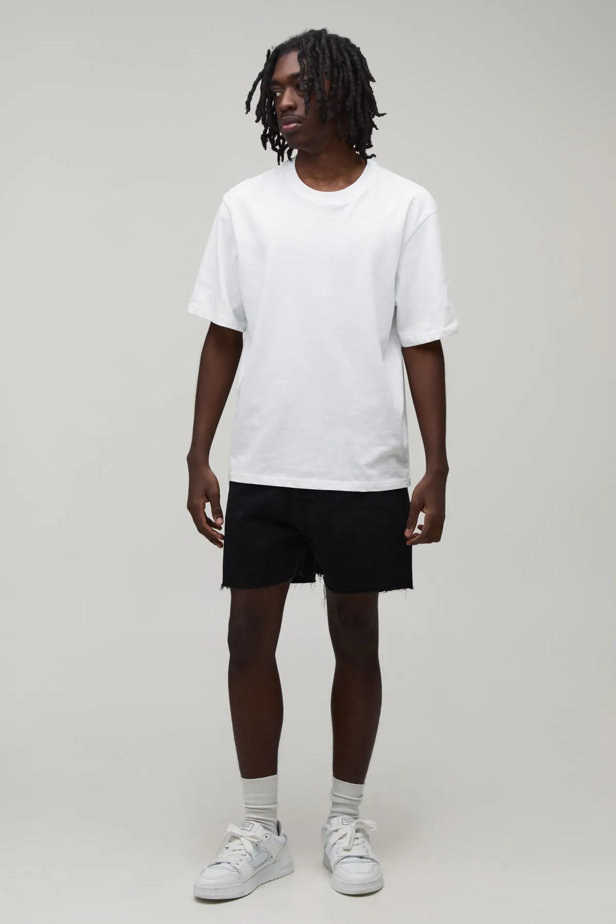boohooMAN Short En Denim Rigide Longueur Courte<Homme Denim|Tout Afficher