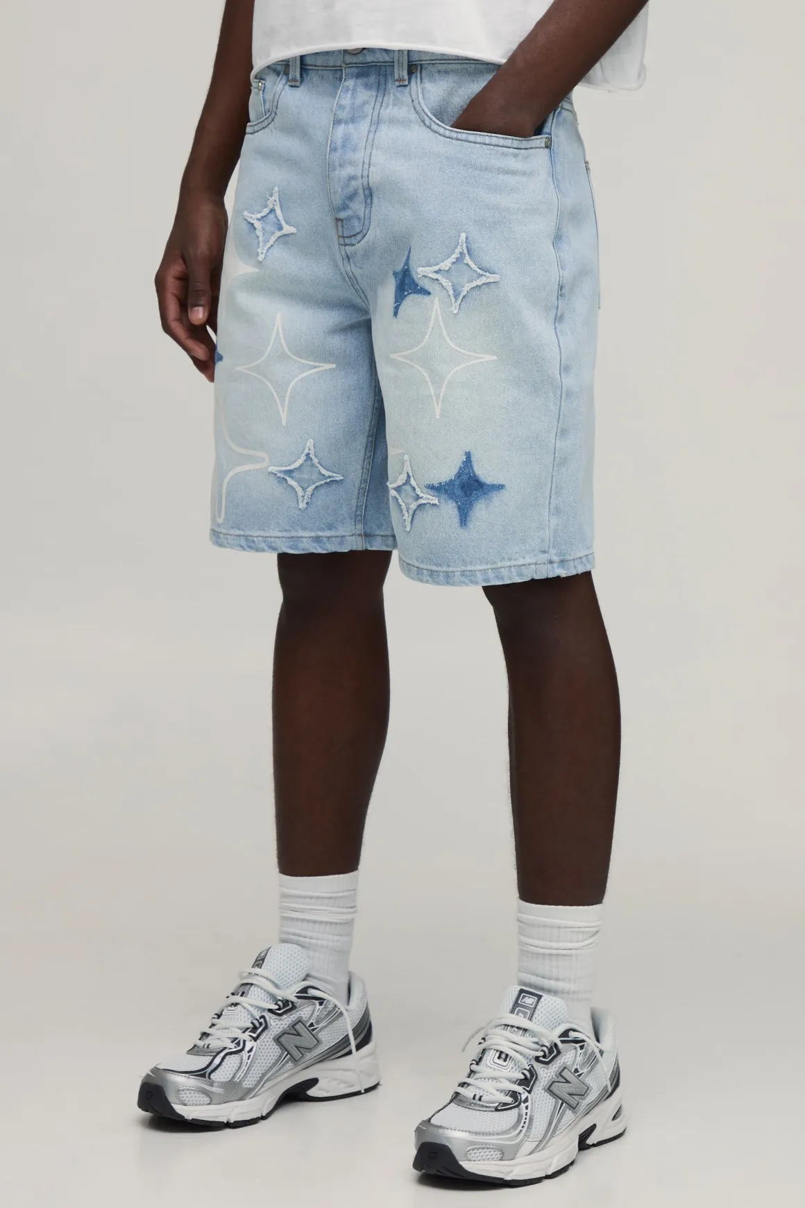 Short En Denim Rigide Étoile Appliquée Coupe Décontractée