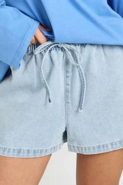 Short En Denim À Taille Élastiquée