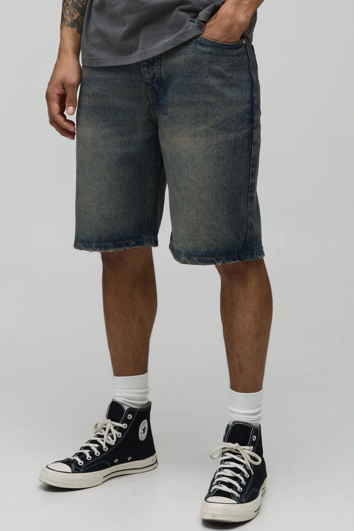 boohooMAN Short En Denim Teinté Coupe Décontractée<Homme Denim|Tout Afficher