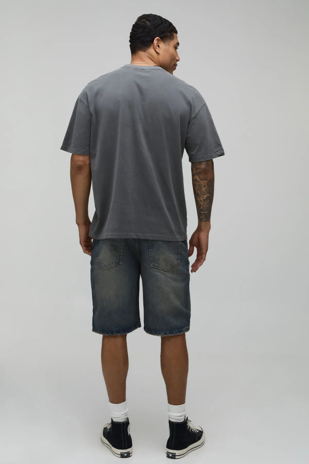 boohooMAN Short En Denim Teinté Coupe Décontractée<Homme Denim|Tout Afficher