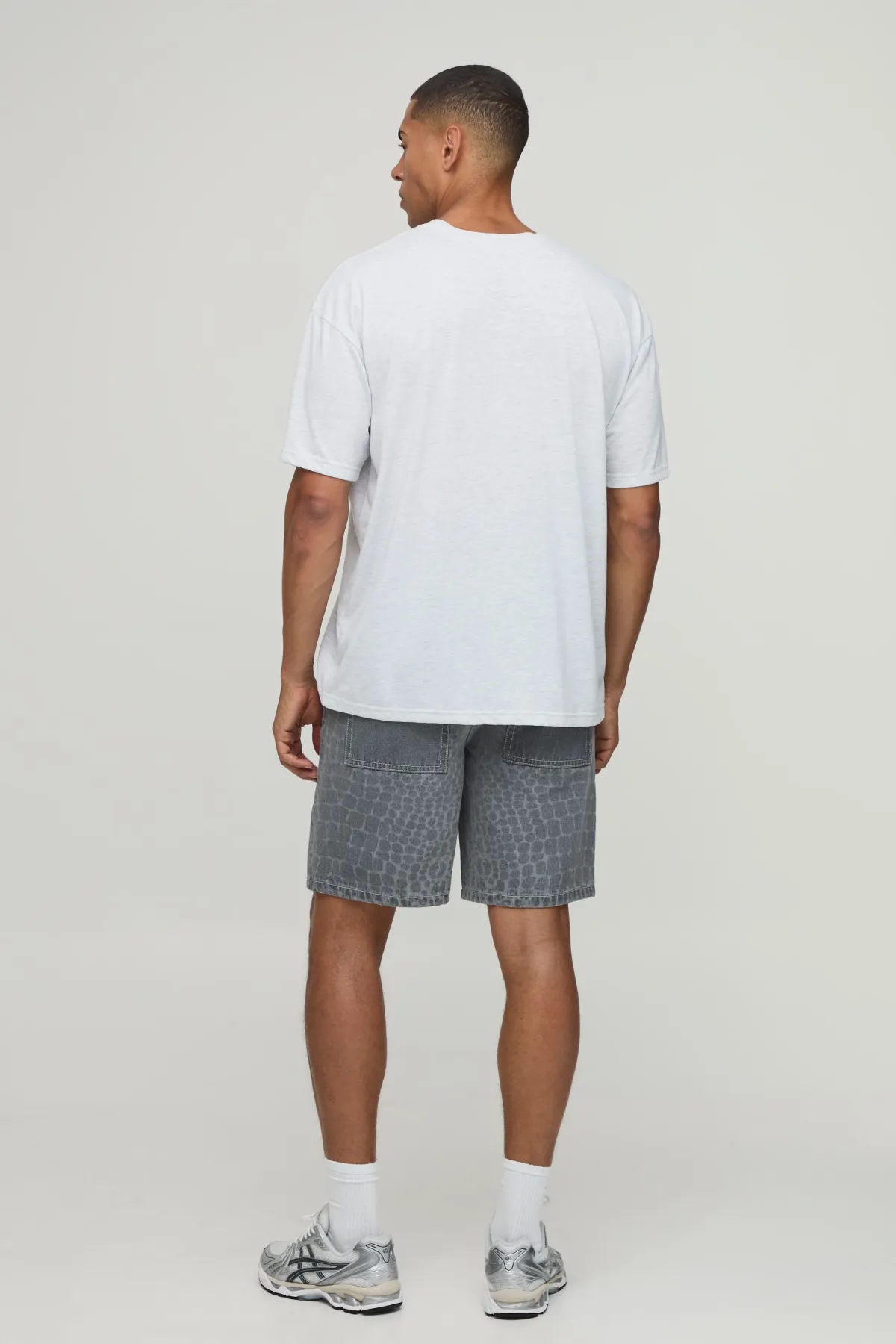 boohooMAN Short En Jean Décontracté À Imprimé Laser<Homme Denim|Nouveautés Grande Taille