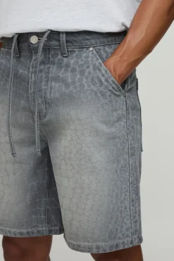boohooMAN Short En Jean Décontracté À Imprimé Laser<Homme Denim|Nouveautés Grande Taille