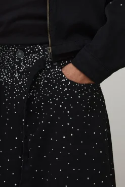 Short En Jean Délavé Coupe Ample Avec Ceinture Et Strass