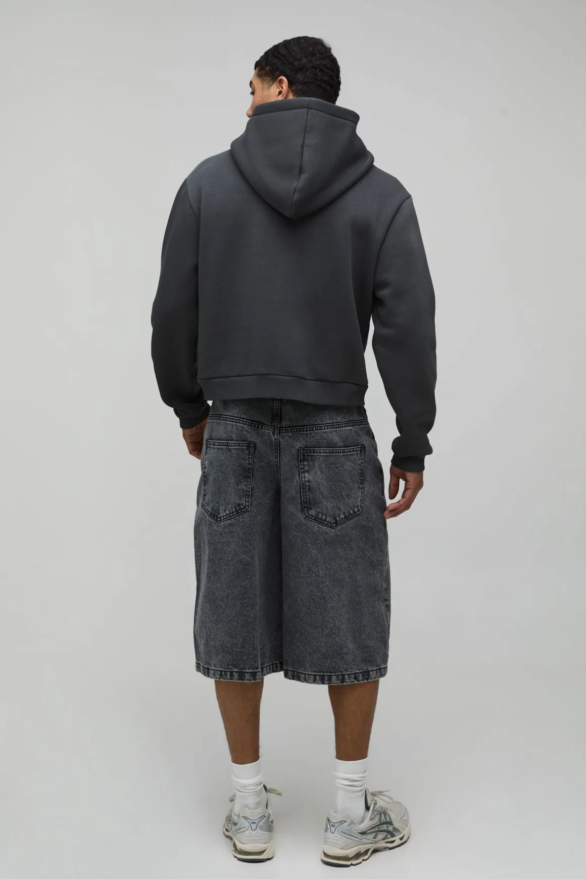 Short En Jean Délavé À L'acide Coupe Longue
