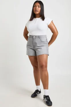 Short En Jean Grande Taille À Ourlet Brut