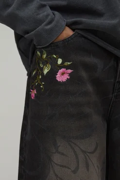 Short En Jean Long Brodé De Motifs Floraux