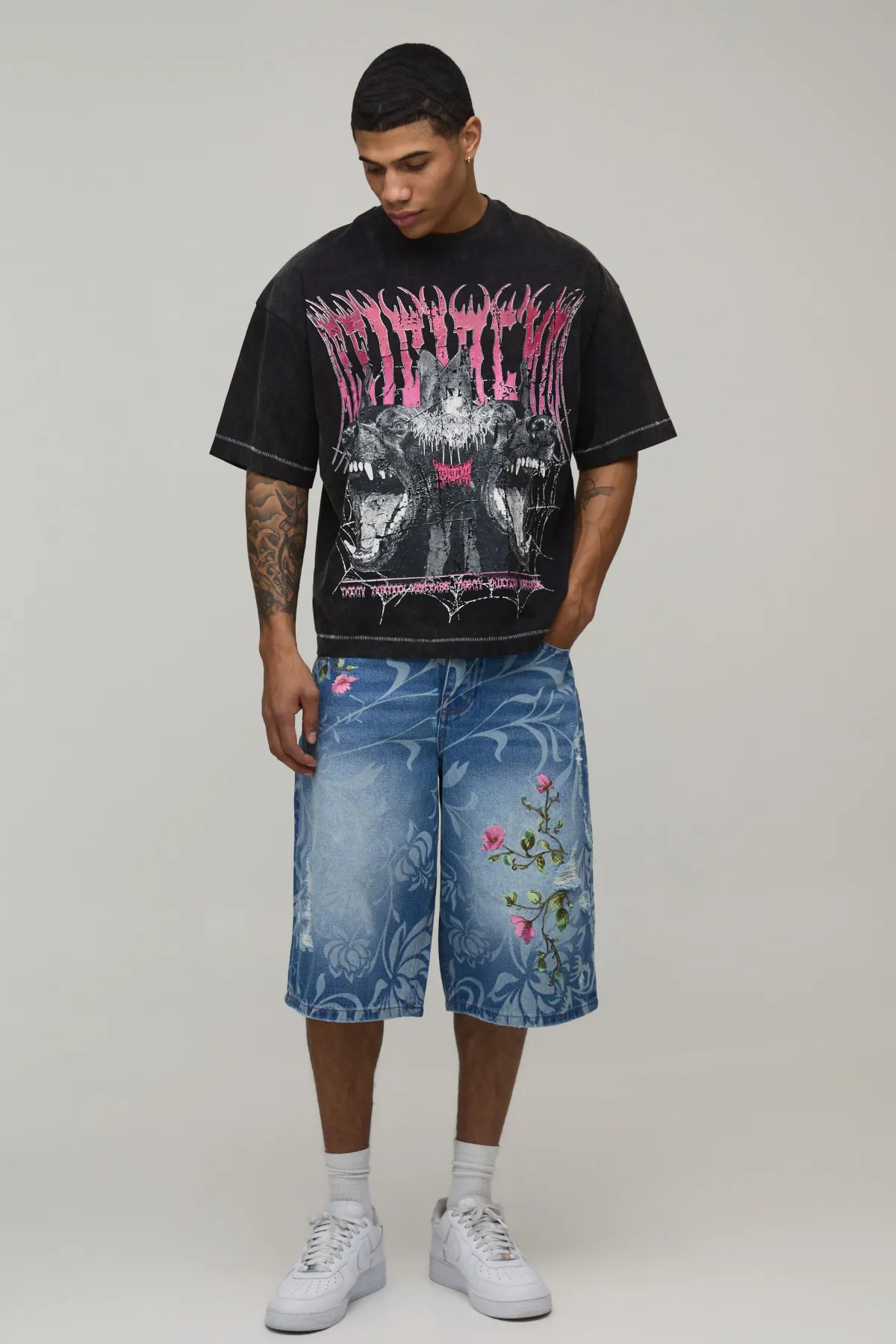 boohooMAN Short En Jean Long Broderie Florale<Homme Jorts|Denim