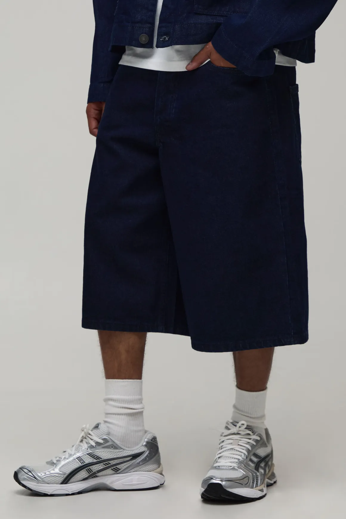 Short En Jean Long Brodé Varsity