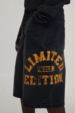 Short En Jean Long Imprimé Varsity