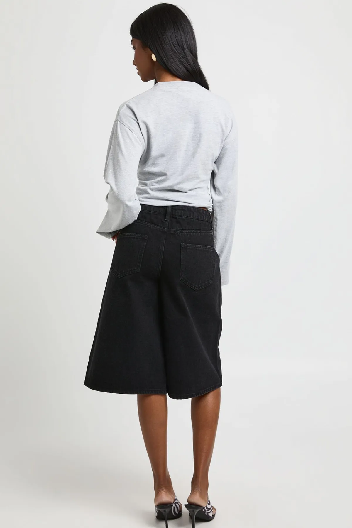 boohoo Short En Jean Mi-taille Coupe Longue<Femme Denim|Looks De Rentrée