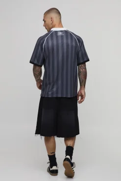 boohooMAN Short En Jean Parachute Taille Basse À Ourlet Brut<Homme Jorts|Denim