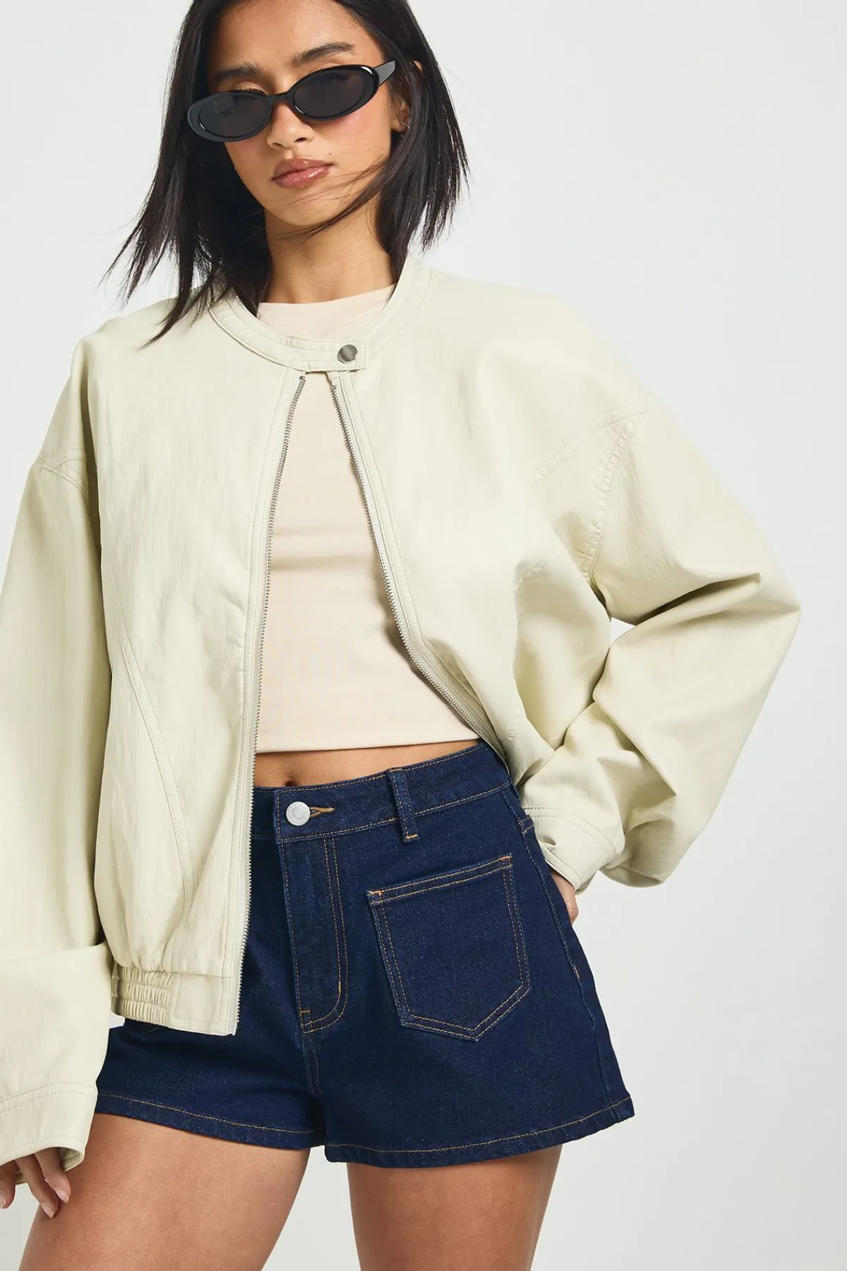 boohoo Short En Jean Petite Taille Avec Détail Poches Avant<Femme Denim|Shorts